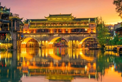 5N4Đ - TRƯƠNG GIA GIỚI - THIÊN MÔN SƠN - PHƯỢNG HOÀNG CỔ TRẤN - MIÊU TRẠI